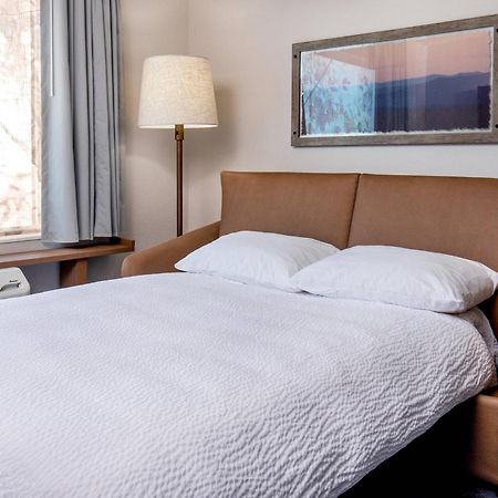 Fairfield Inn & Suites By Marriott Mcpherson Екстер'єр фото
