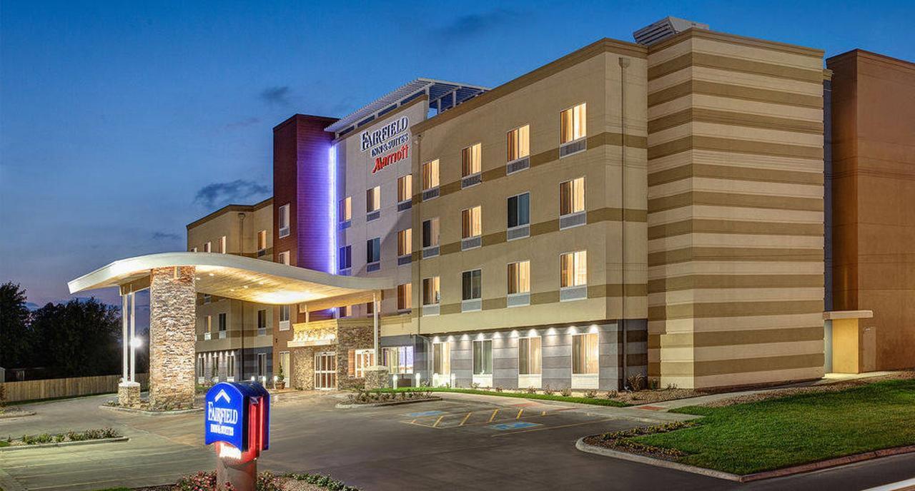 Fairfield Inn & Suites By Marriott Mcpherson Екстер'єр фото